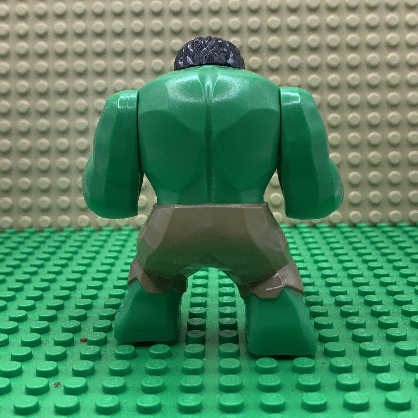 LEGO Marvel The Avengers Minifigure HULK Tan Pants Big Fig sh013 6868 Genuine