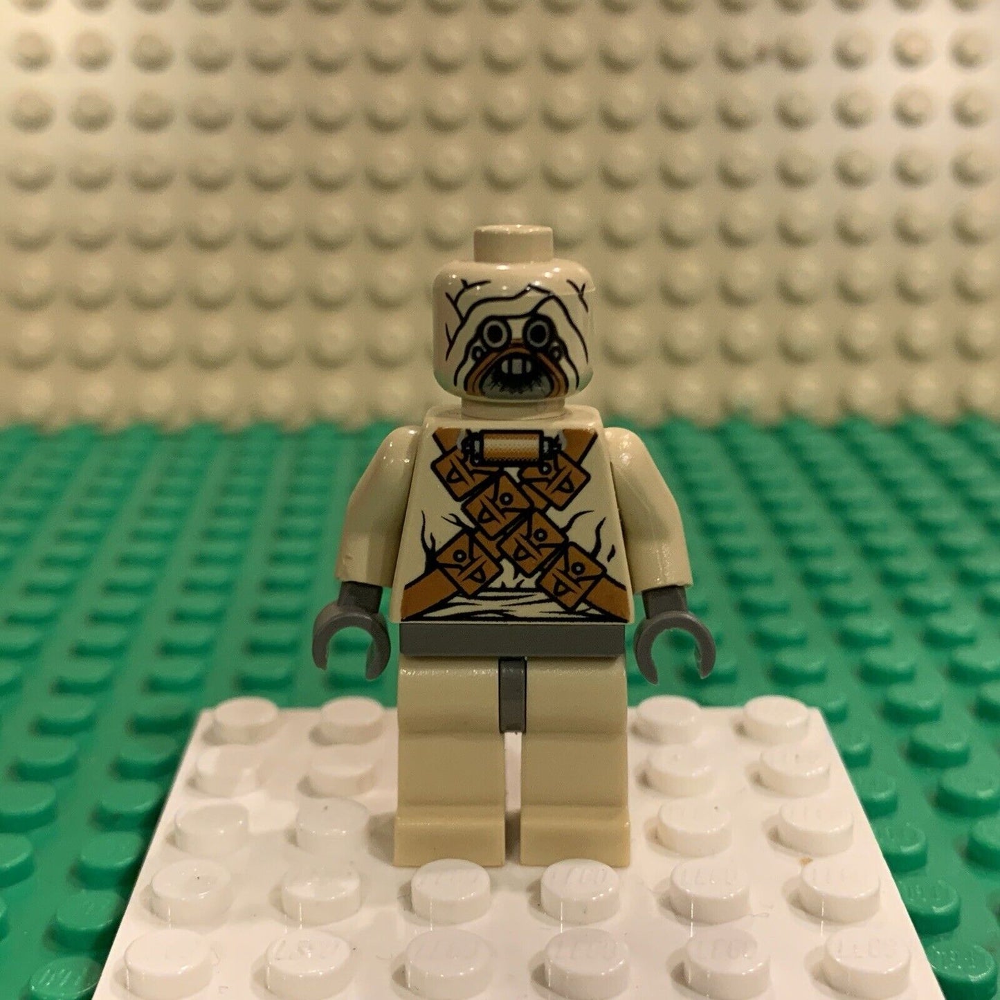 LEGO Star Wars Tusken Raider Minifigure sw0052