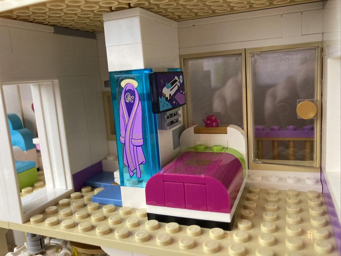 LEGO Friends 41101 Heartlake Grand Hotel  - 98% Complete