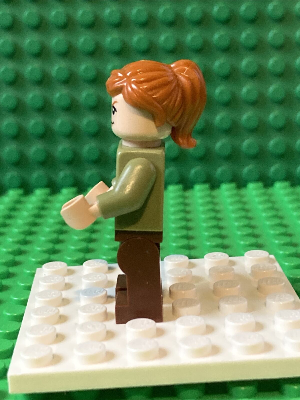 LEGO Claire Dearing Minifigure 75935 75929 75940 75930 76939 jw021