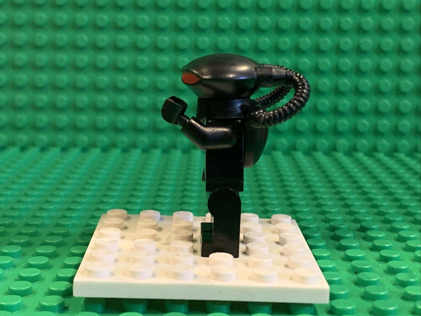 LEGO DC Comics Black Manta Minifigure Black Helmet sh526 76095 - MINT