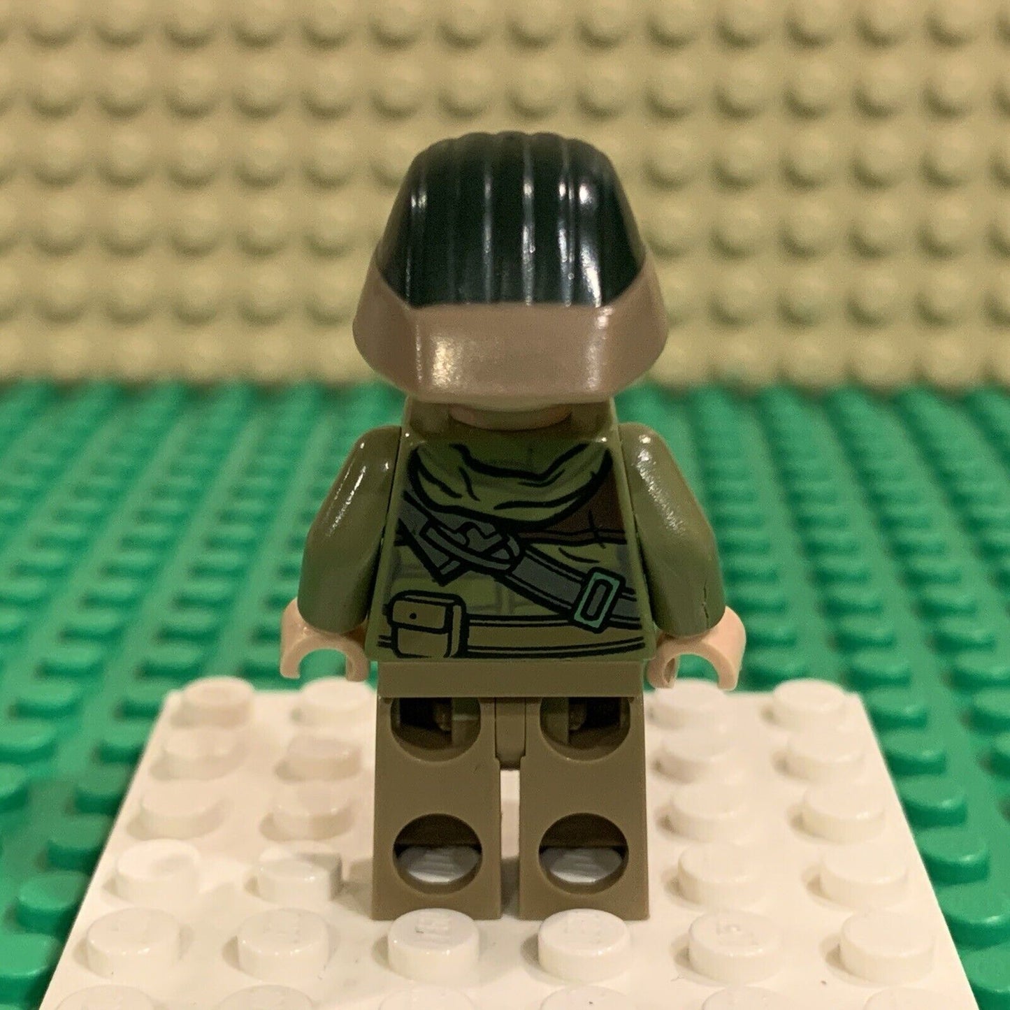 LEGO Star Wars Rebel Trooper Corporal Eskro Casrich Minifigure sw0792 75155