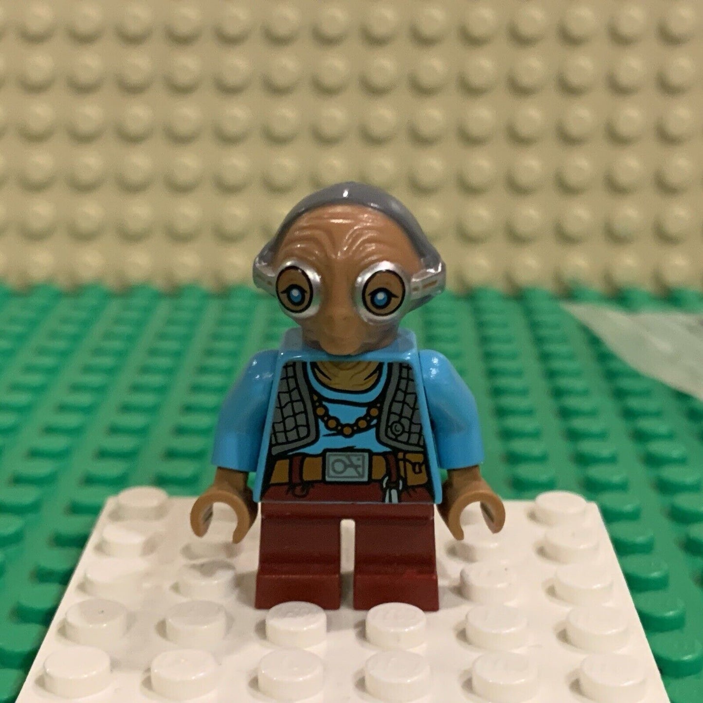 LEGO Star Wars Maz Kanata Minifigure (75139) sw0703