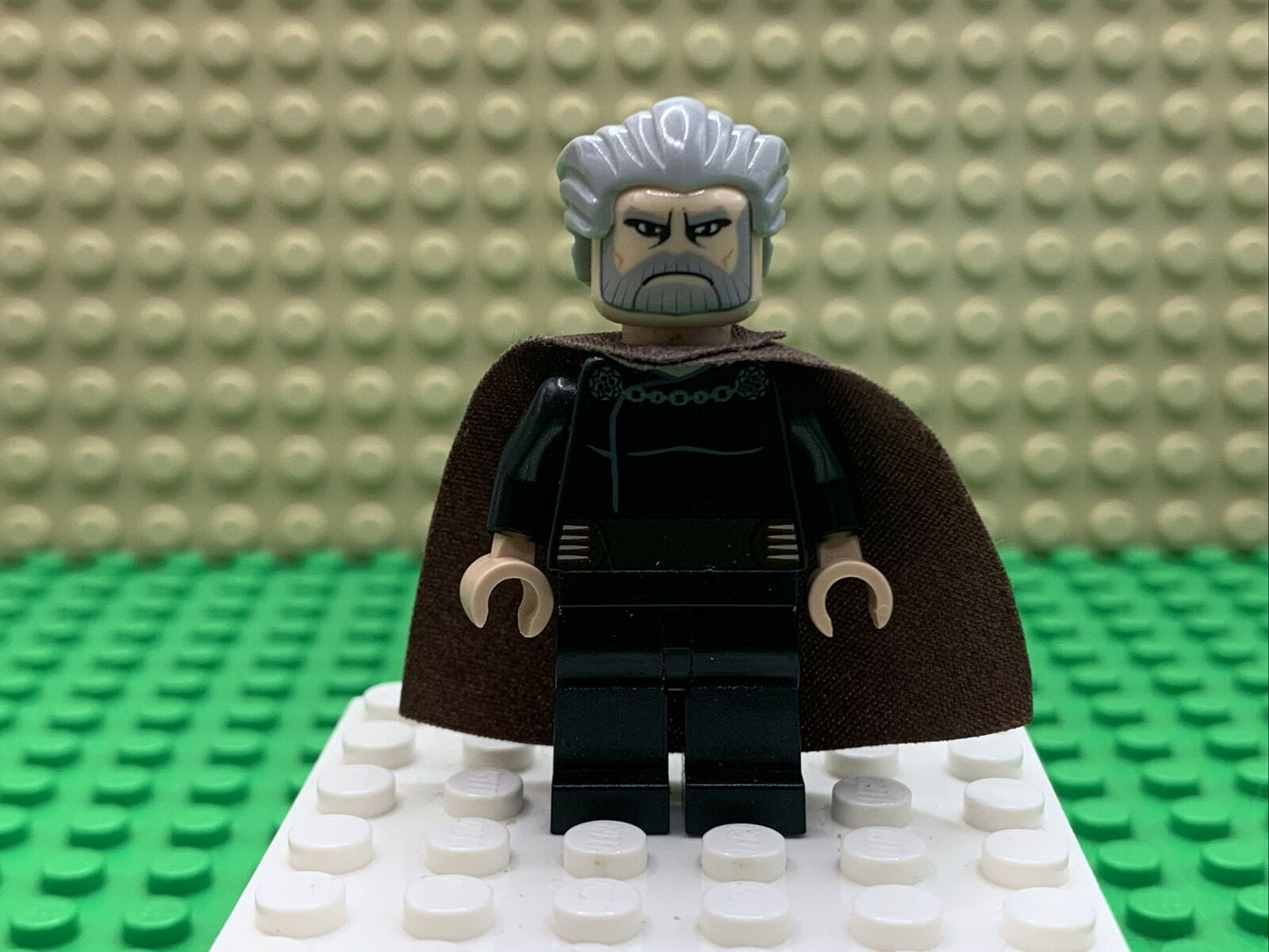 Lego Star Wars Minifigure sw0224 Count Dooku Large Eyes