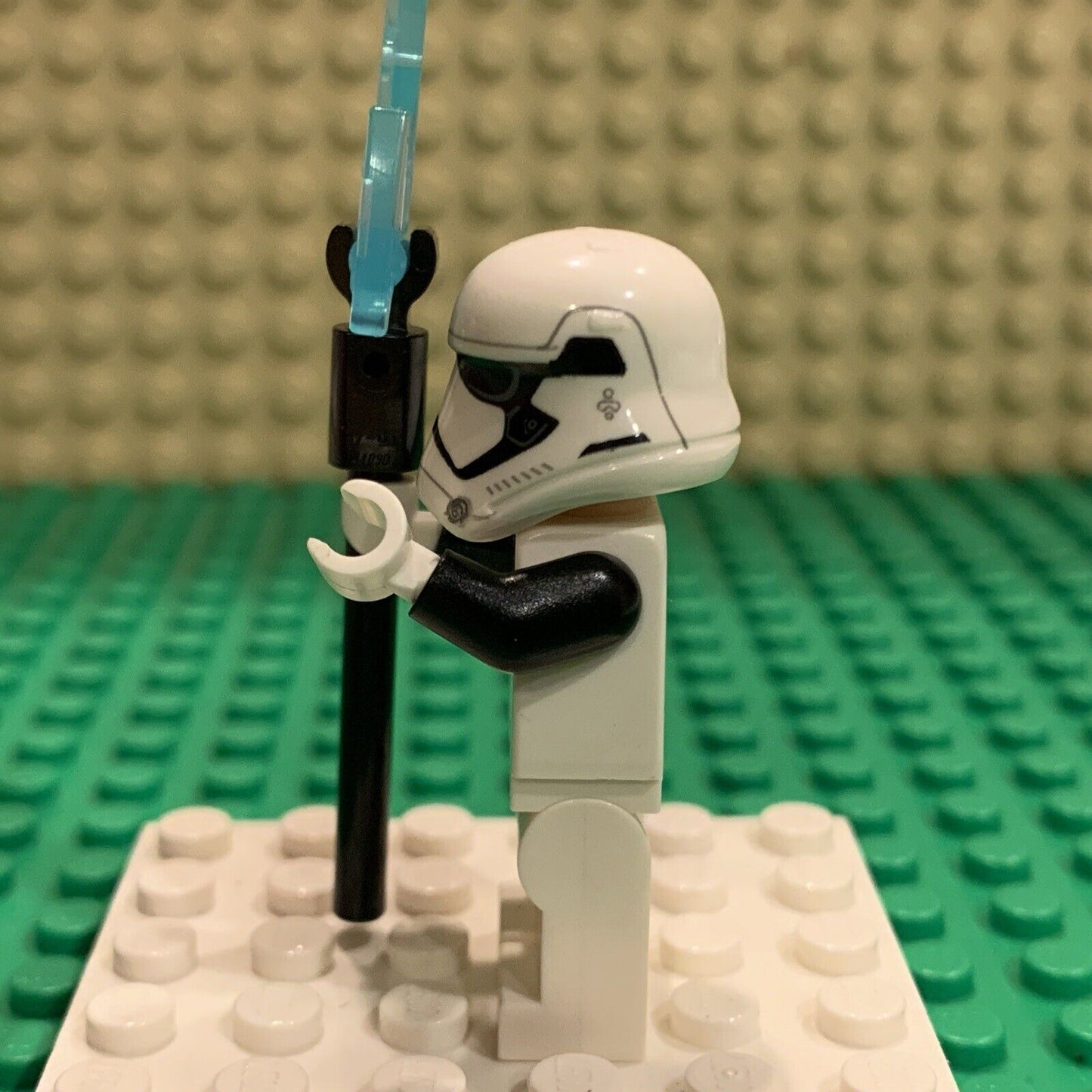 Lego First Order Stormtrooper Executioner Minifigure 75197 sw0886