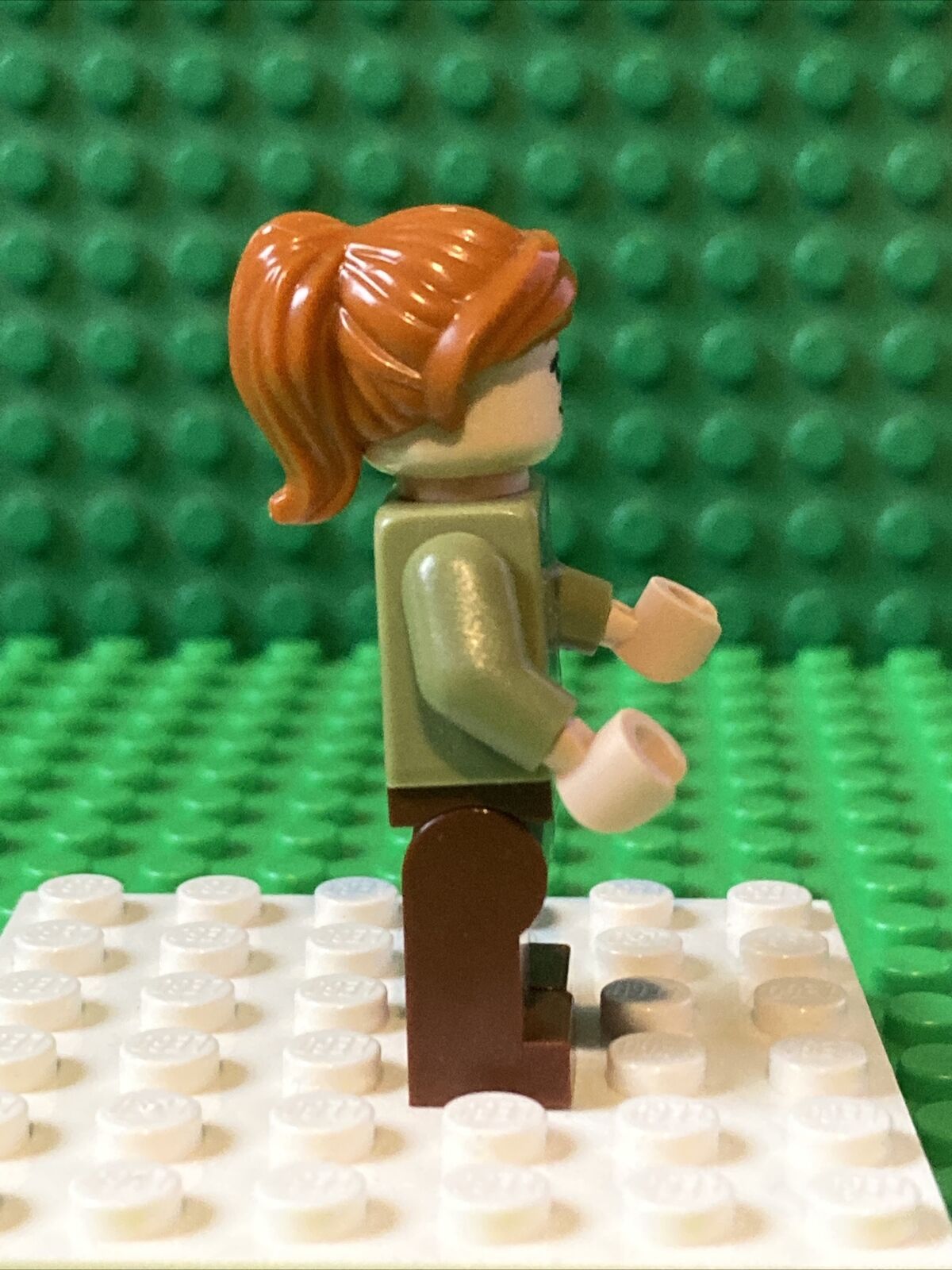 LEGO Claire Dearing Minifigure 75935 75929 75940 75930 76939 jw021