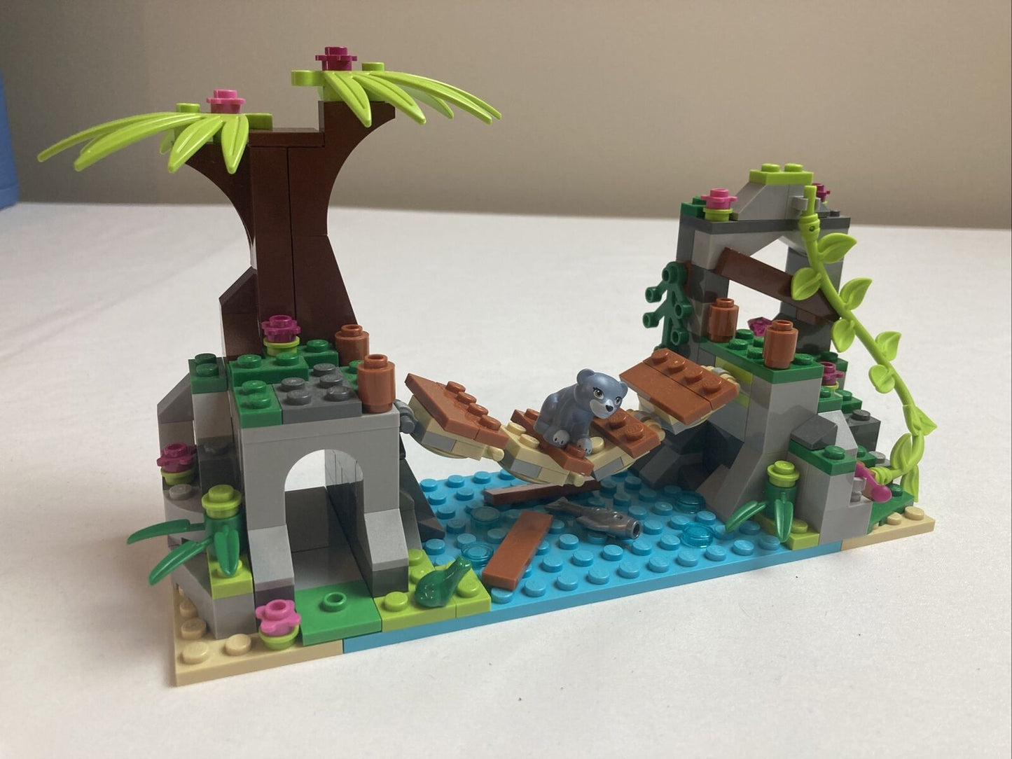 LEGO FRIENDS: Jungle Bridge Rescue (41036) Complete set with Minifigs