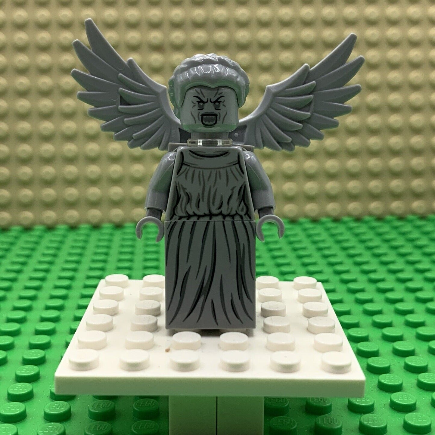 LEGO Ideas CUUSOO Doctor Who Set - Weeping Angel Minifigures (idea023) 21304