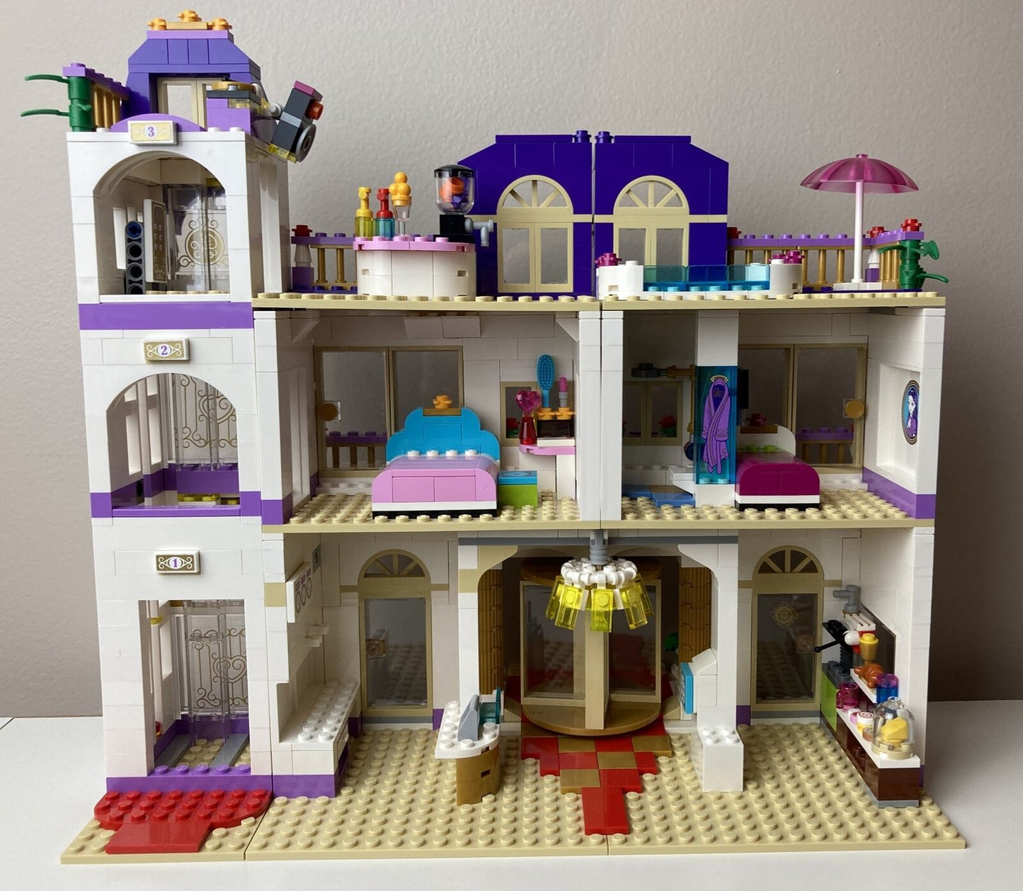 LEGO Friends 41101 Heartlake Grand Hotel  - 98% Complete