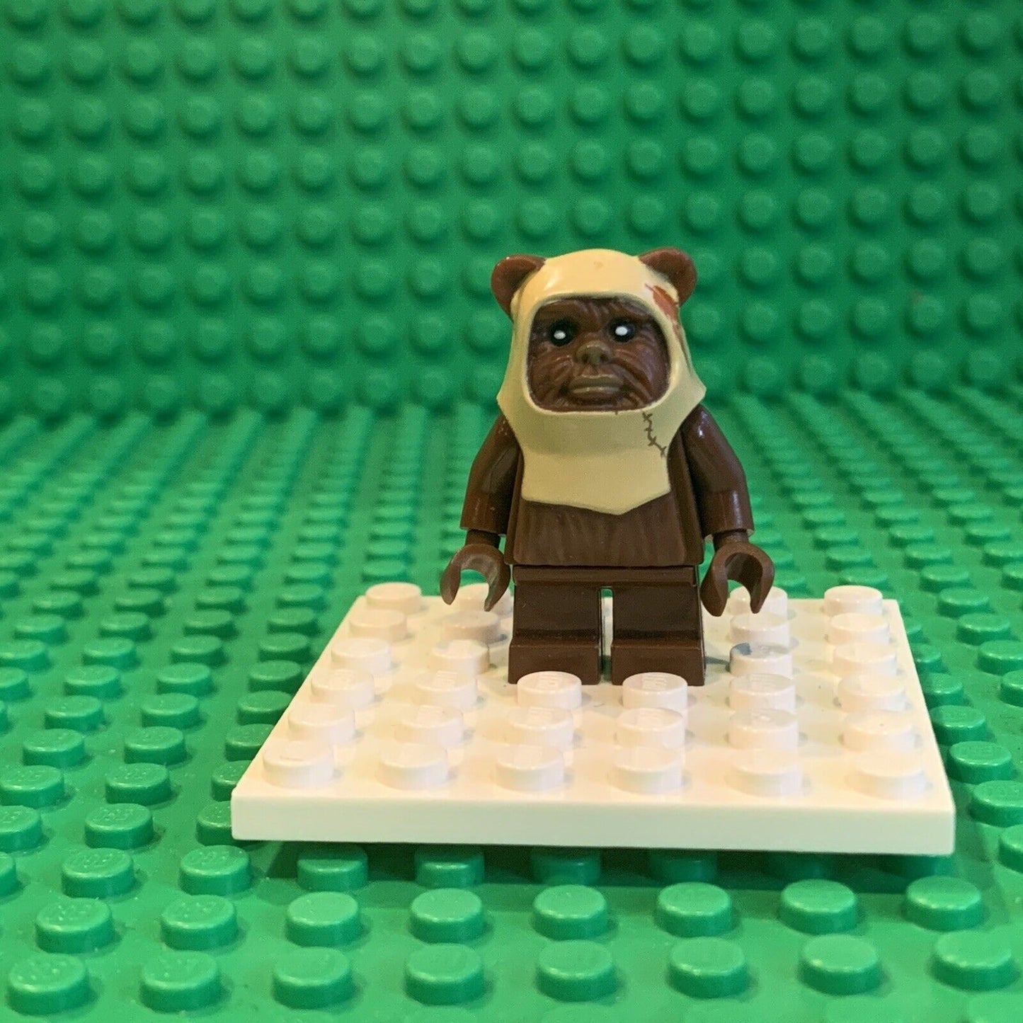 LEGO Star Wars Paploo Ewok Minifigure (8038 852845) sw0238