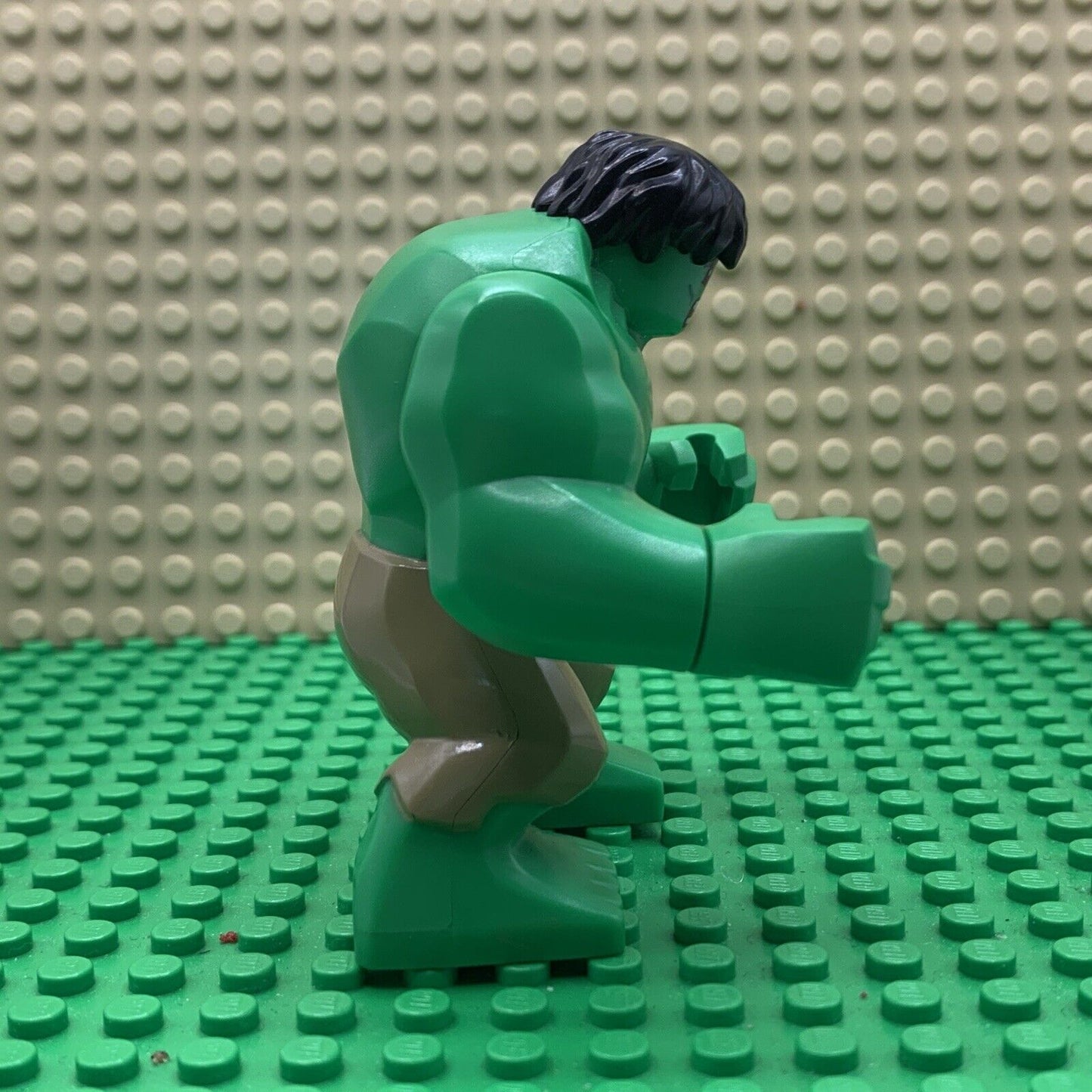 LEGO Marvel The Avengers Minifigure HULK Tan Pants Big Fig sh013 6868 Genuine