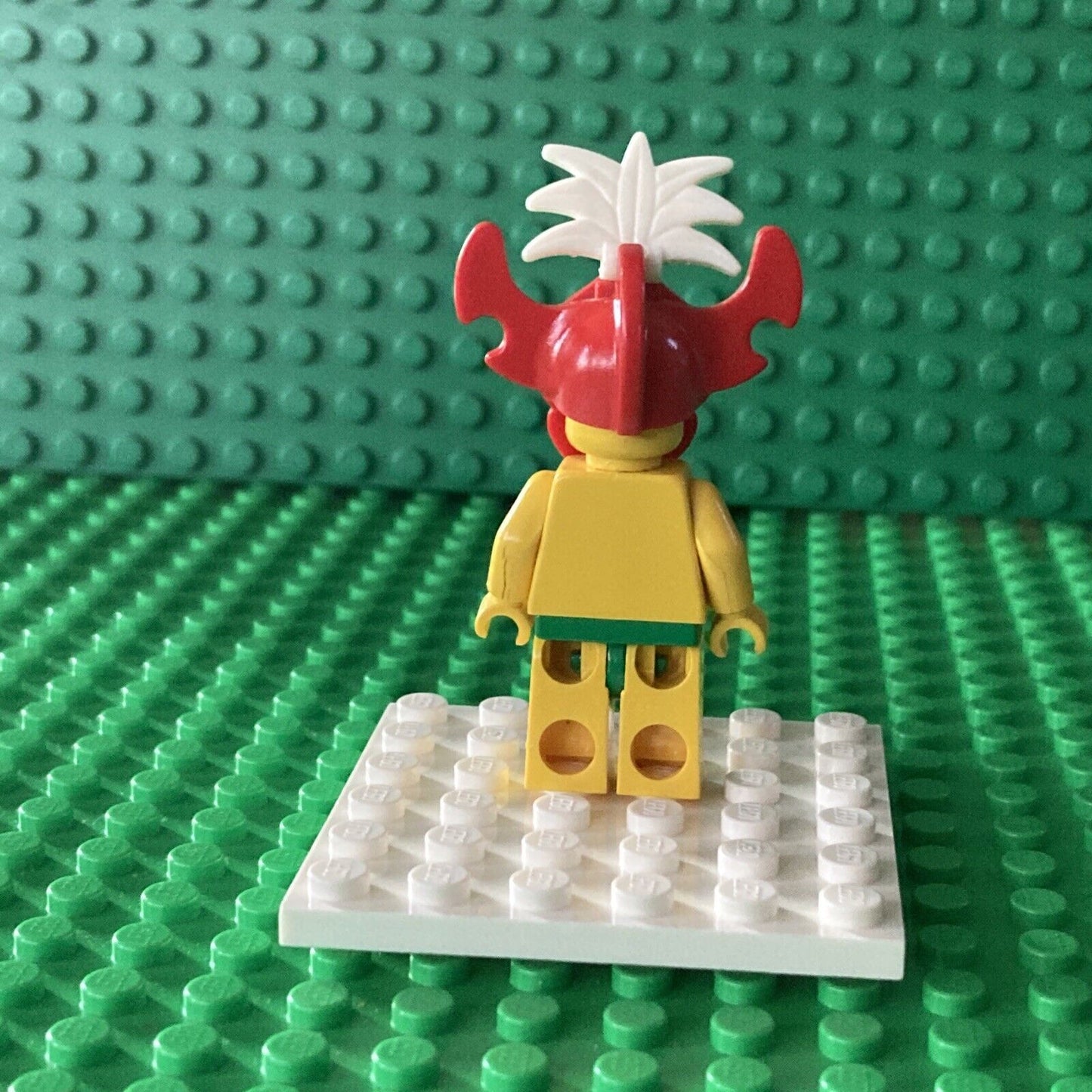 🔥Retired LEGO Minifigures- Islander King Pi068