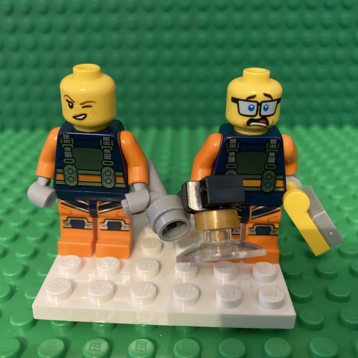 lego Deep Sea Diver Female cty1169 and Cty1170 Male