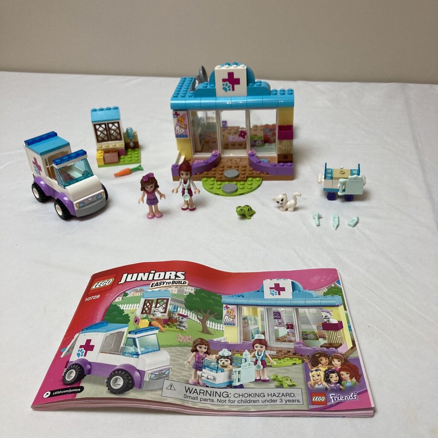 Lego Friends Juniors 10728 Mia's Vet Clinic retired 2016 Incomplete.