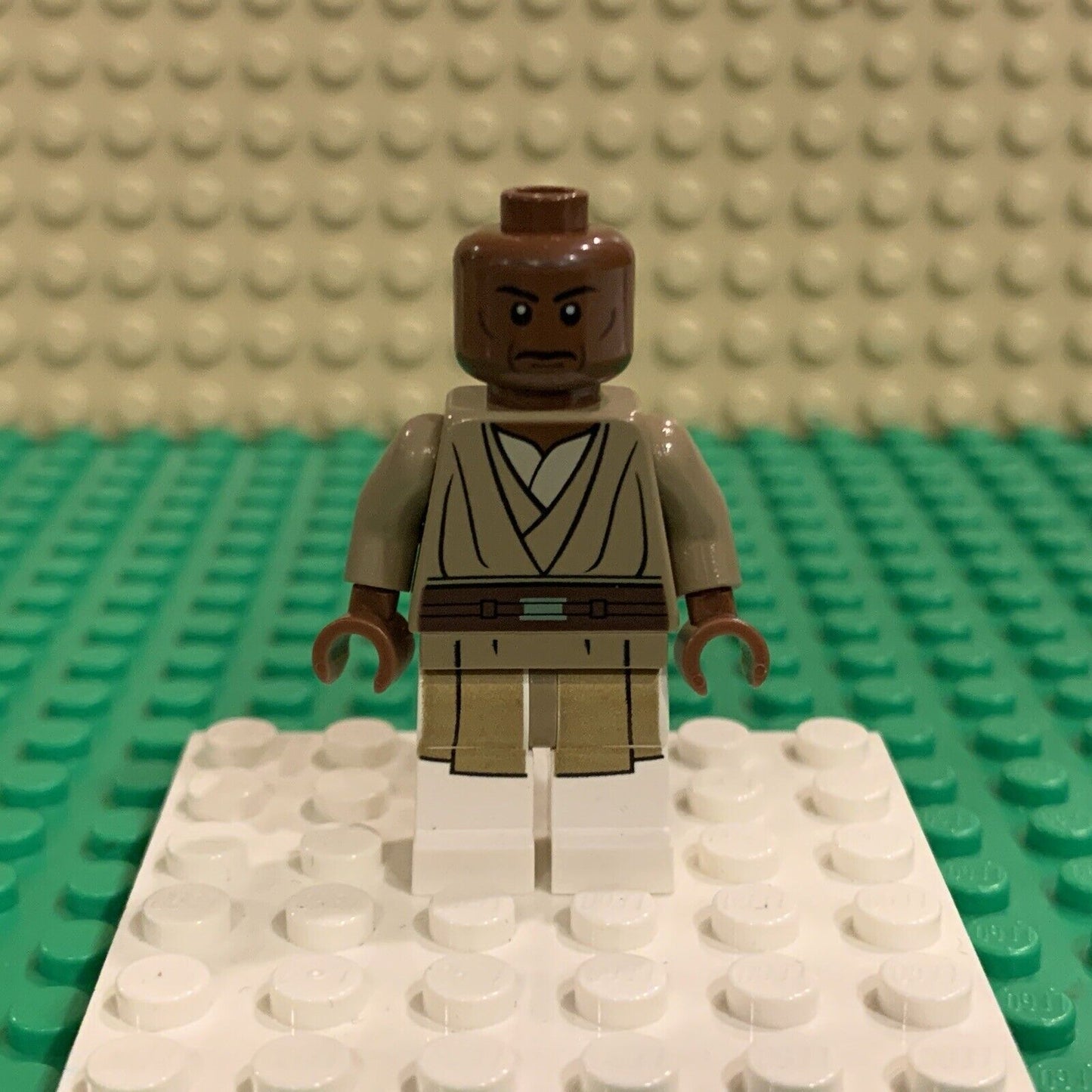 Lego Star Wars Mace Windu Minifigure sw0479