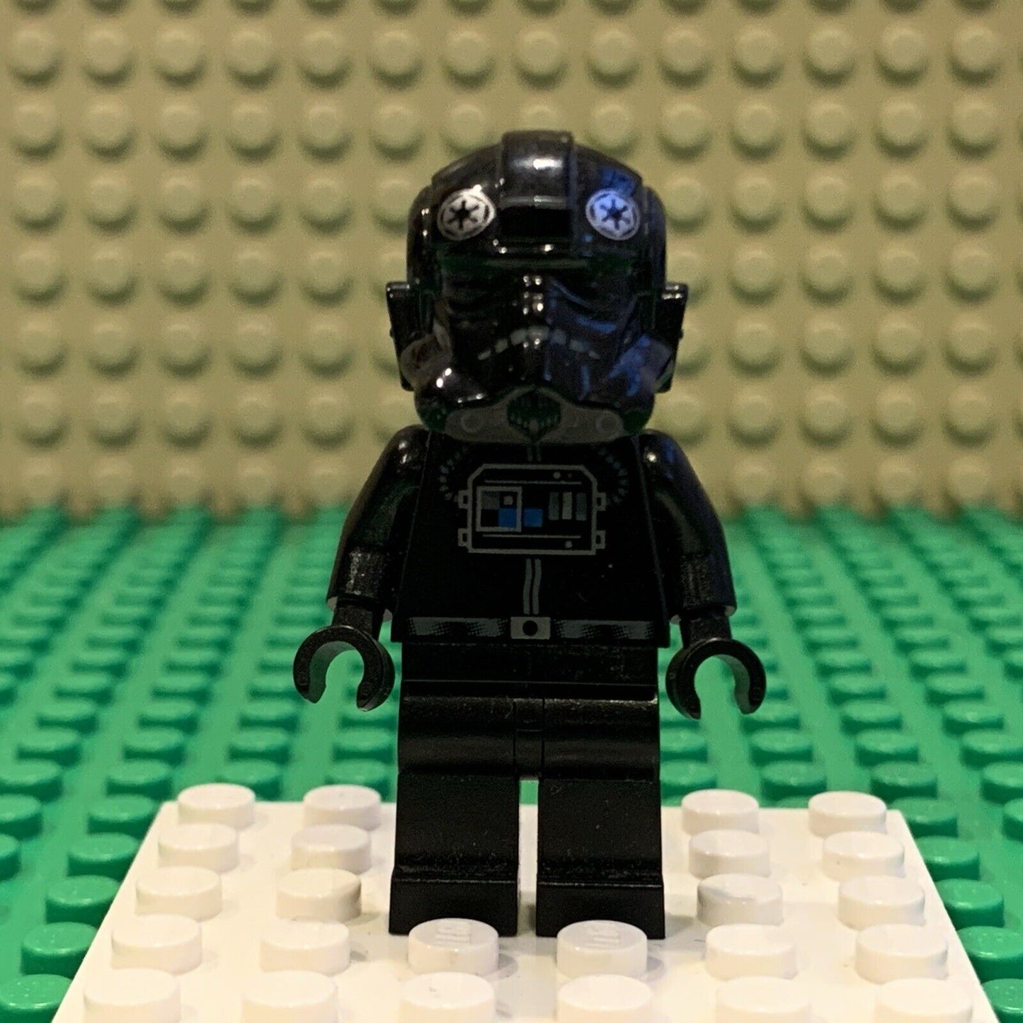 LEGO Minifigure Star Wars TIE Defender Pilot sw0268