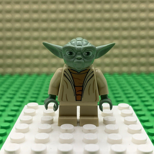 LEGO Star Wars Clone Wars Yoda Minifigure (75002) sw0446