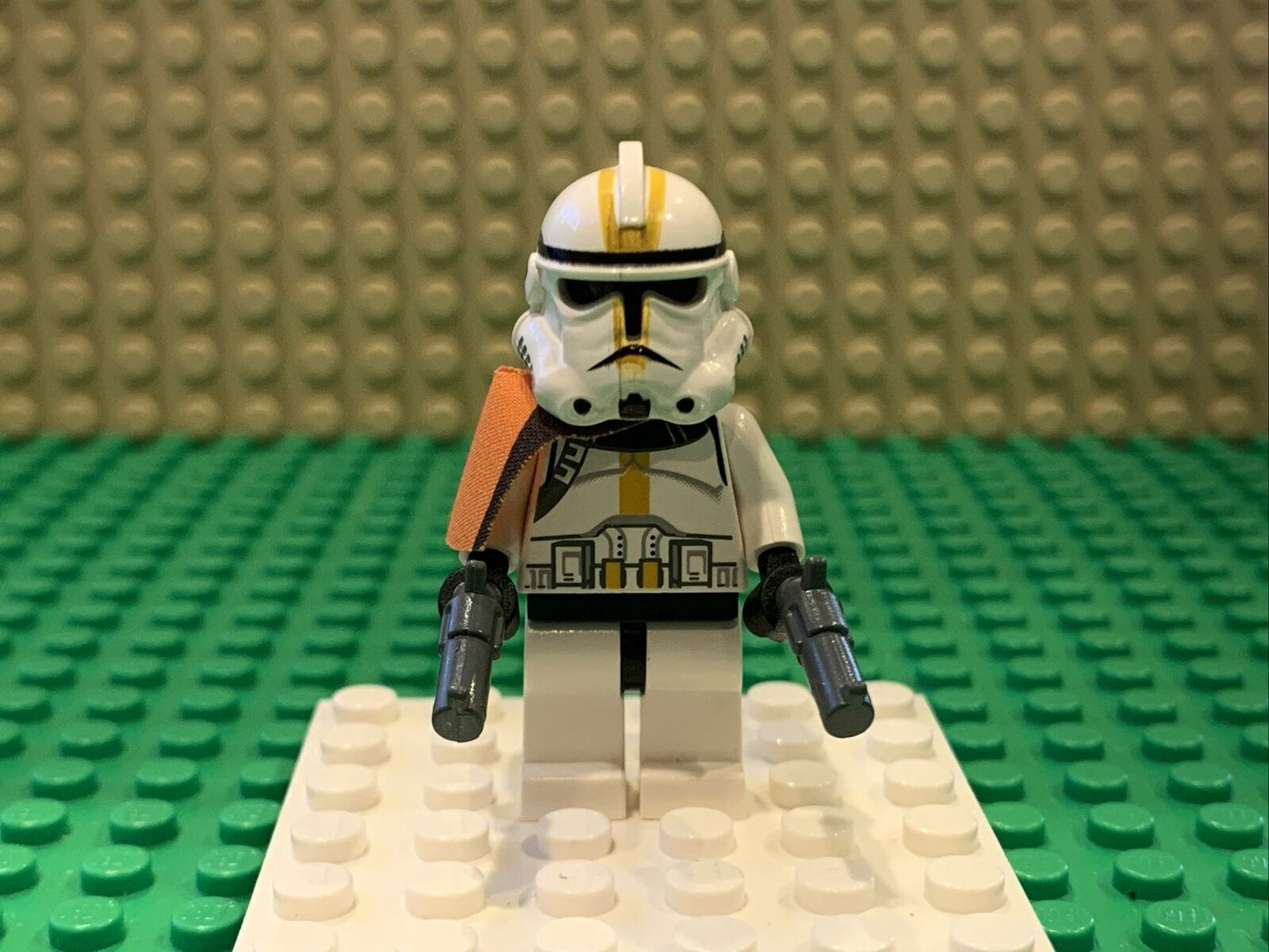 Lego Star Wars Minifigure sw0128 Clone Trooper 327th Star Corps Orange Pauldron