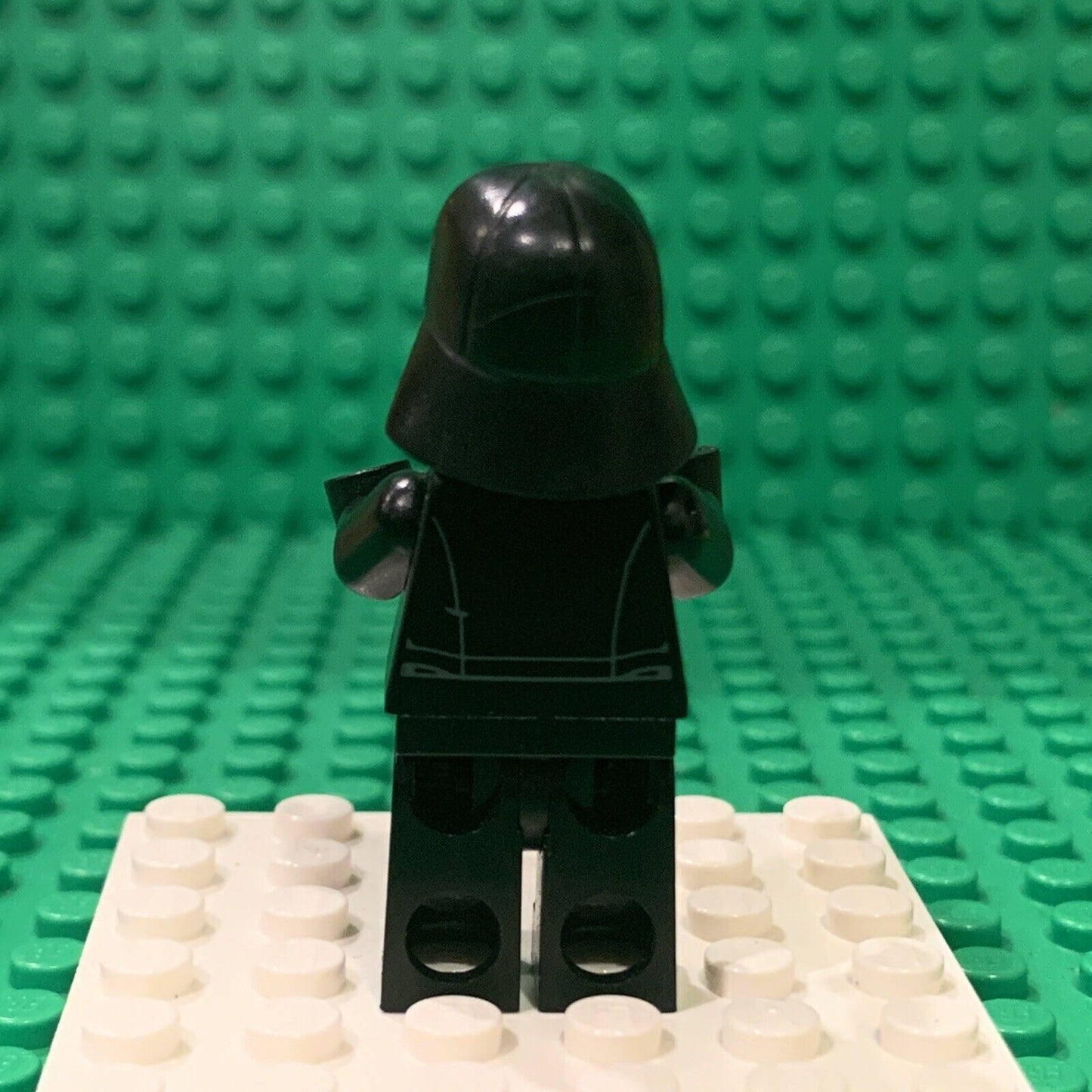 Lego Star Wars Minifigure sw0694 First Order Crew Member